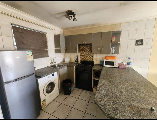 3 BEDROOM TOWNHOUSE FOR SALE IN VERWOERDPARK